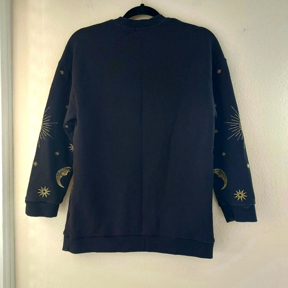 MOMA GOLD EMBROIDERED REINDEER/MOON SWEATSHIRT - Picture 4 of 11
